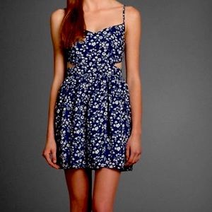 Abercrombie & Fitch Floral Side Cutout Dress